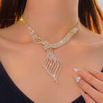 סט תכשיטי שרשרת קלוויקלה Grandeur - מושלם לחגיגות נשים.