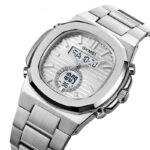 שעון ספורט EnduraLume לגברים, עיצוב מודרני, עמיד במים, תצוגה בהירה ונוחה לשימוש.