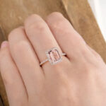 טבעות FOREVER ROSE בעיצוב ייחודי, עם פרח זהב 24 קרט ומהמשי.